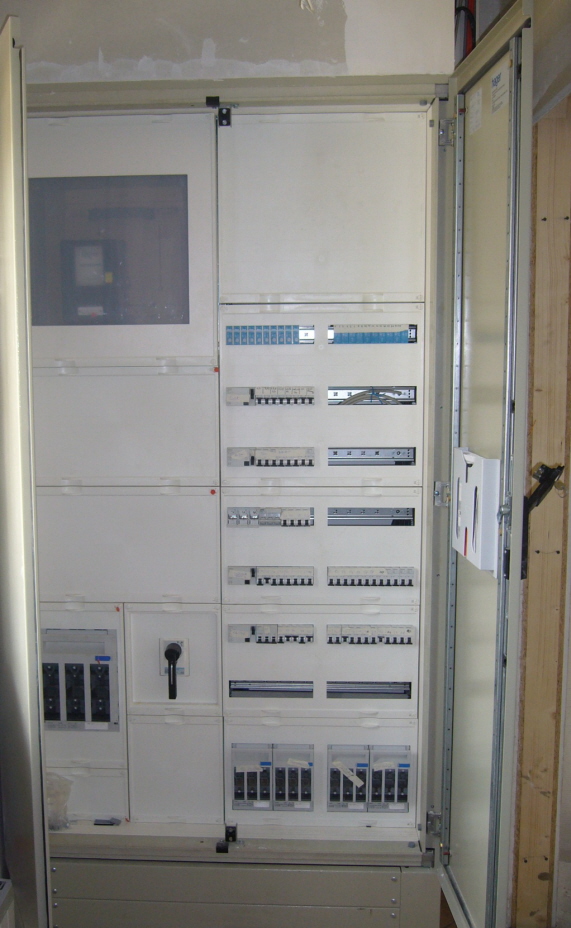 Elektro-Hauptverteiler1